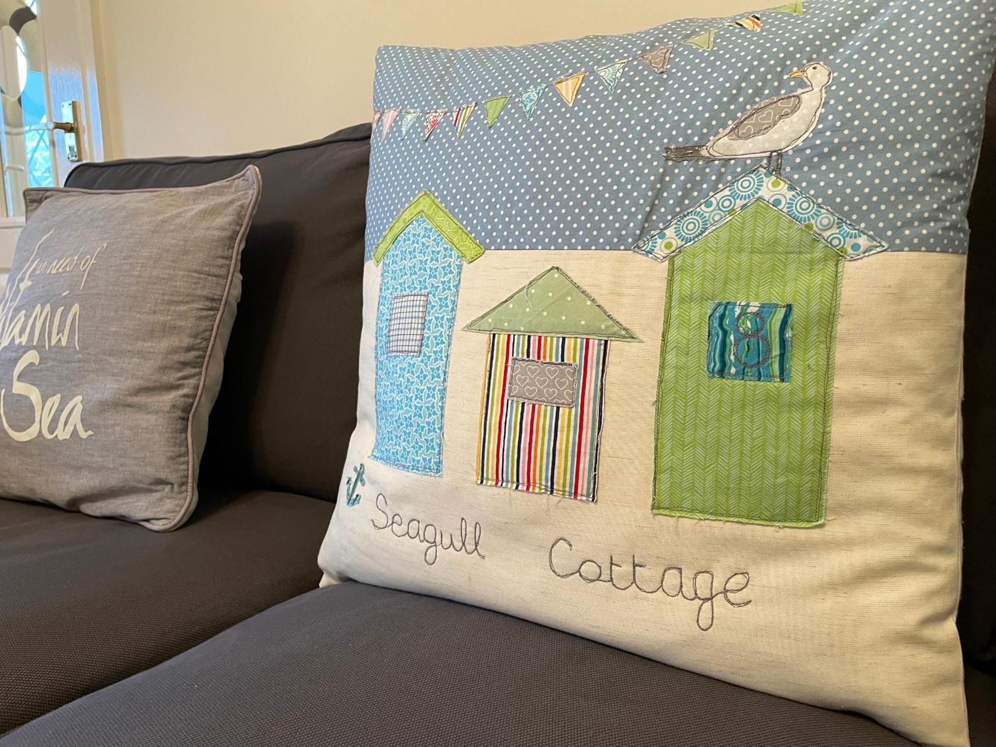 Seagull Cottage Holyhead Bagian luar foto